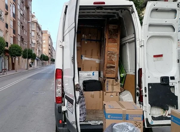 mini mudanzas furgon